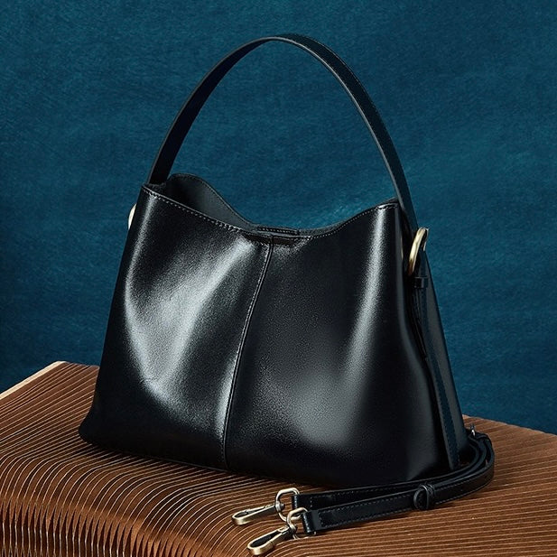 Bayang Sari Sentosa Retro Tote