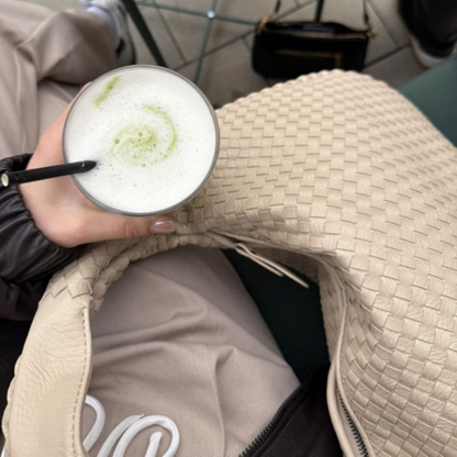 Meluraya Kesumba Soft Shoulder Bag