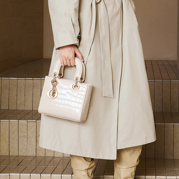 Embun Malam Mahar Shoulder Handbag