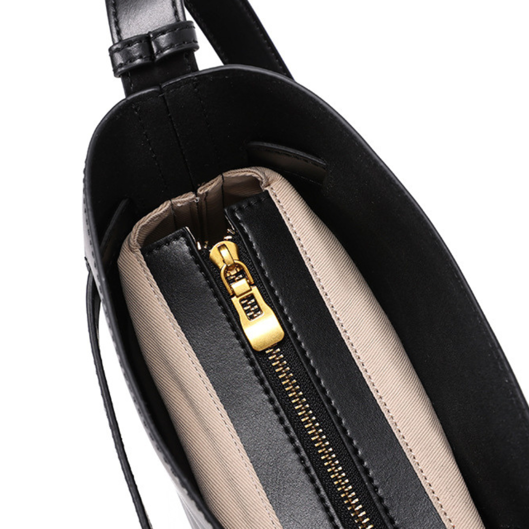 Bayang Sari Dara Bucket Bag