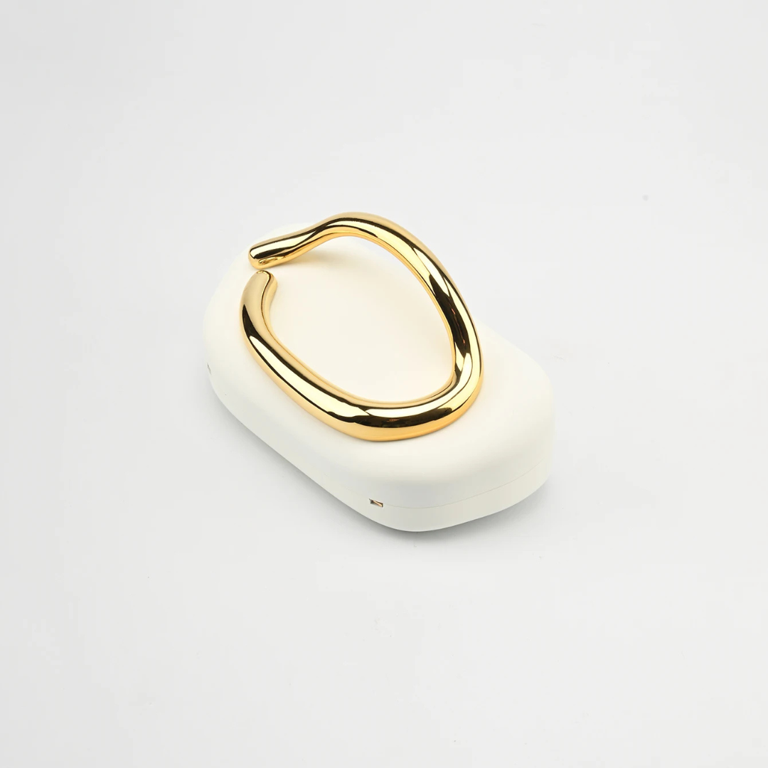 Ratna Sari Suria Clutch Bag