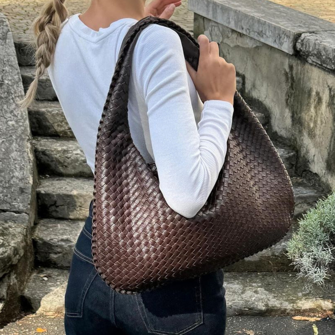 Meluraya Kesumba Soft Shoulder Bag