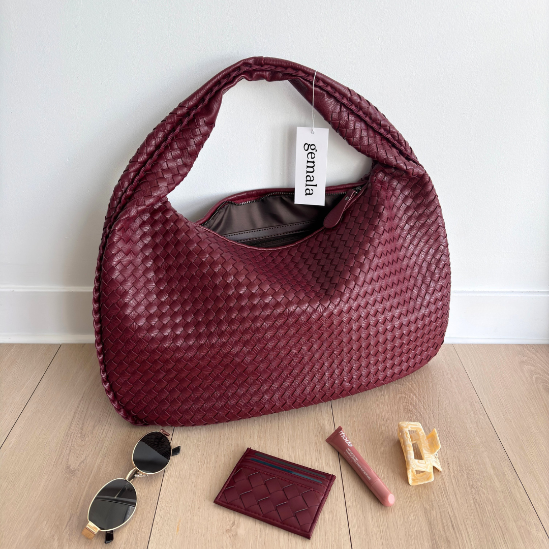 Meluraya Kesumba Soft Shoulder Bag