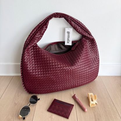 Meluraya Kesumba Soft Shoulder Bag