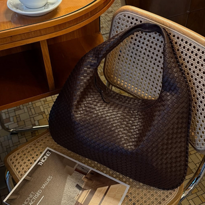 Meluraya Kesumba Soft Shoulder Bag