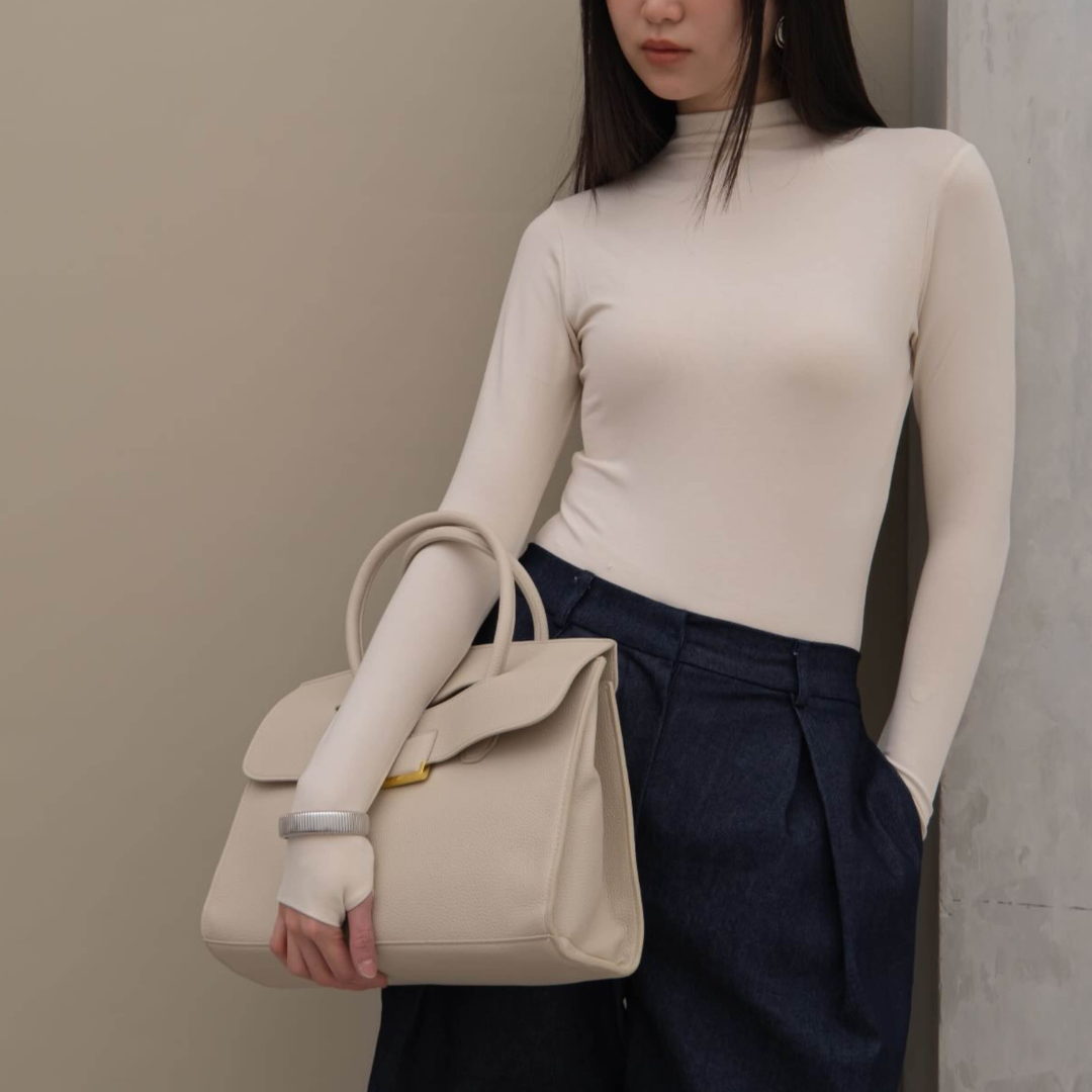 Bayang Sari Jelita Carryall Bag