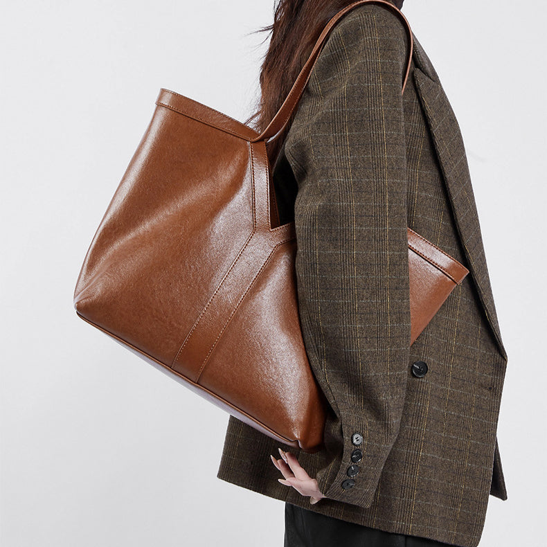 Embun Malam Yujana Tote Bag