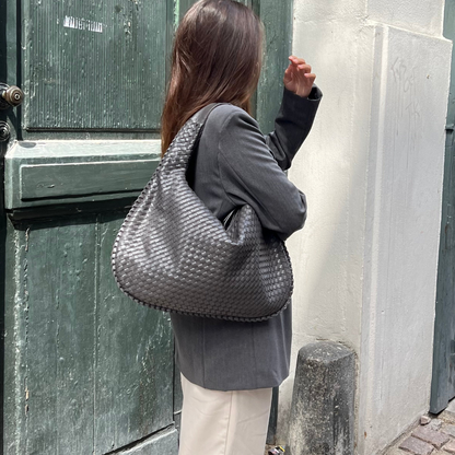 Meluraya Kesumba Soft Shoulder Bag