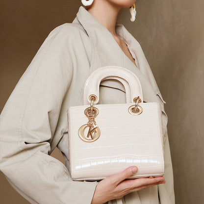 Embun Malam Mahar Shoulder Handbag