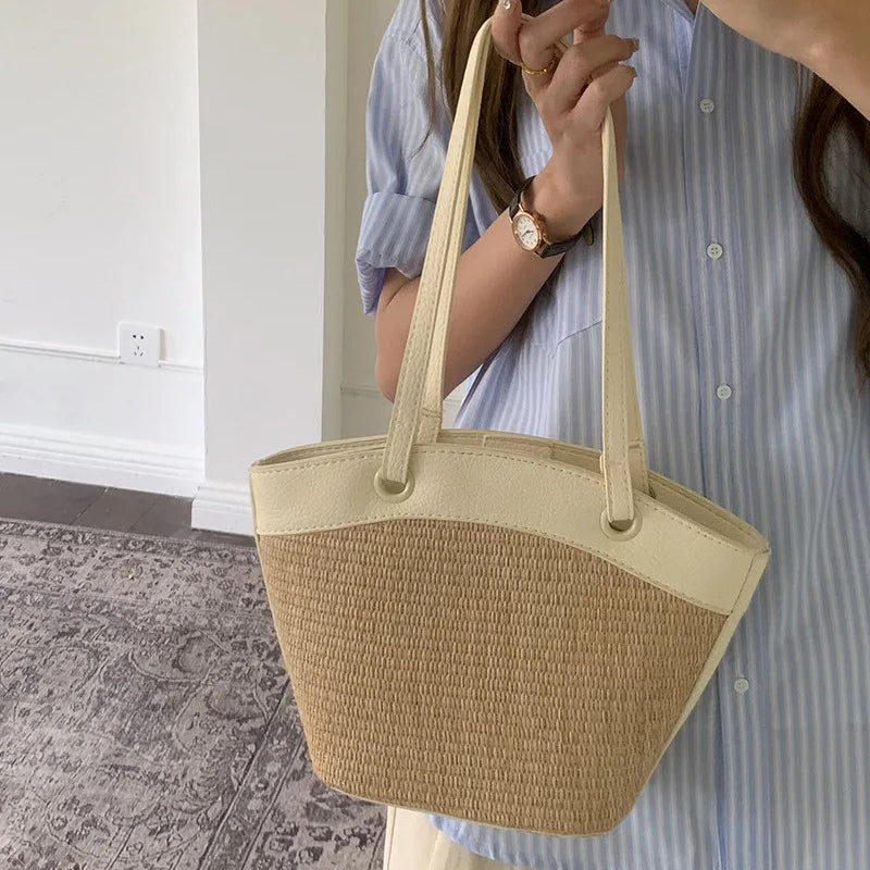 Bumi Lestari Straw Tote