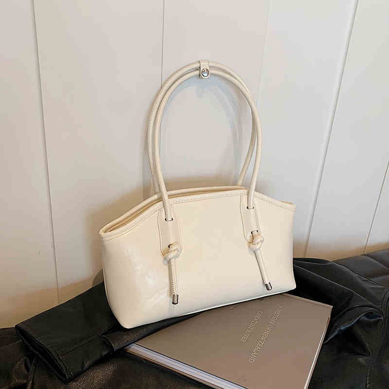 Embun Malam Vintage Shoulder Bag