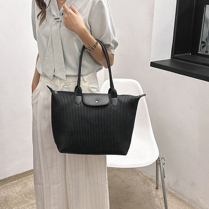 Embun Malam Pleated Tote