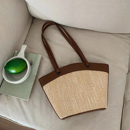 Bumi Lestari Straw Tote