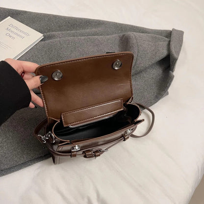 Embun Malam Buckle Crossbody