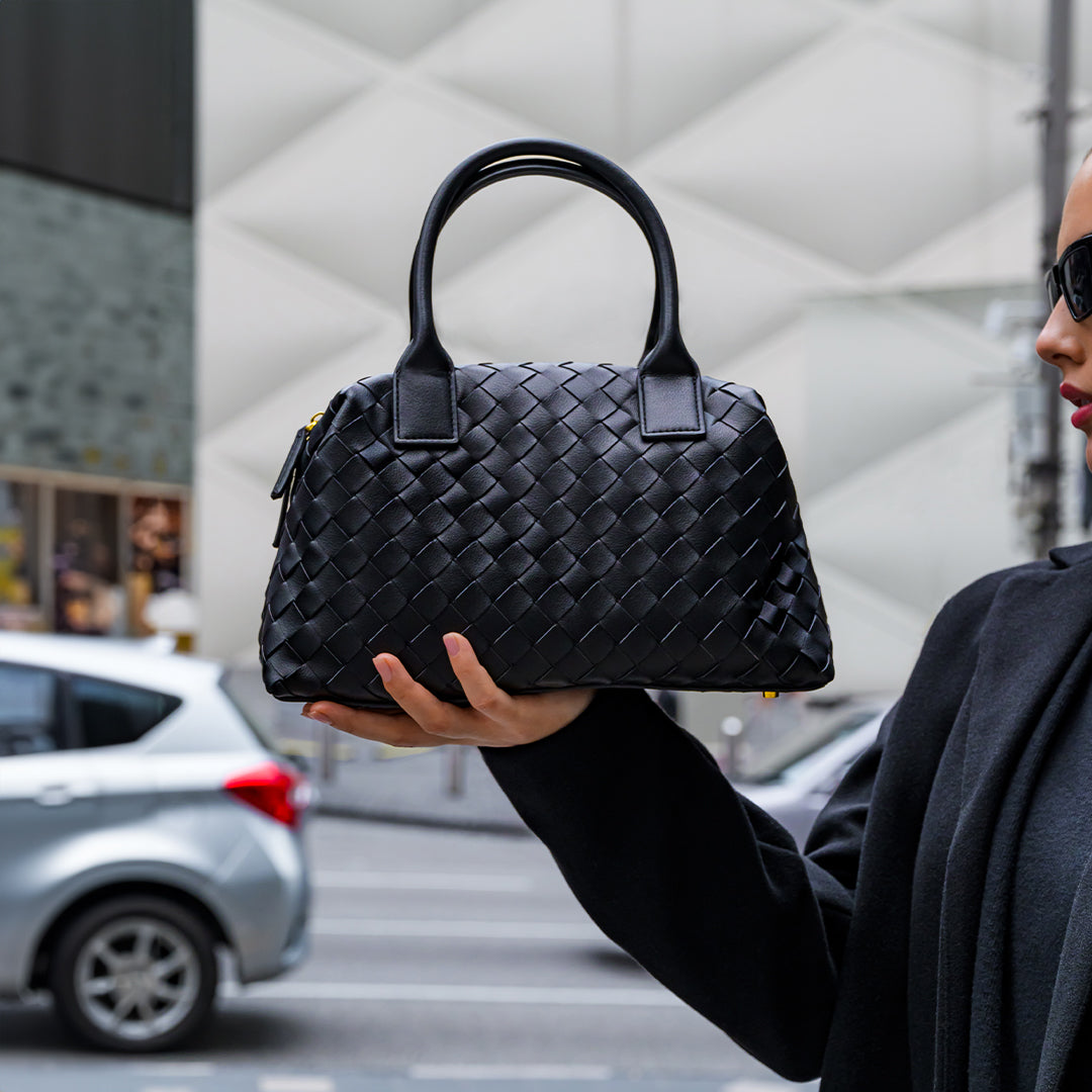 Meluraya Anyaman Handbag