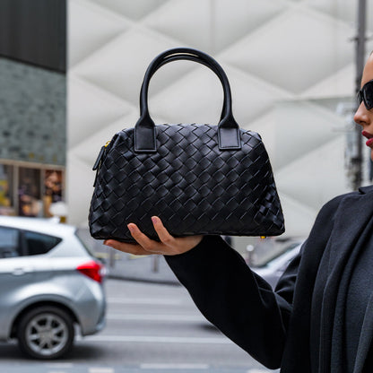 Meluraya Anyaman Handbag