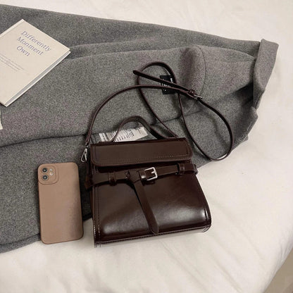 Embun Malam Buckle Crossbody