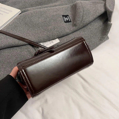 Embun Malam Buckle Crossbody