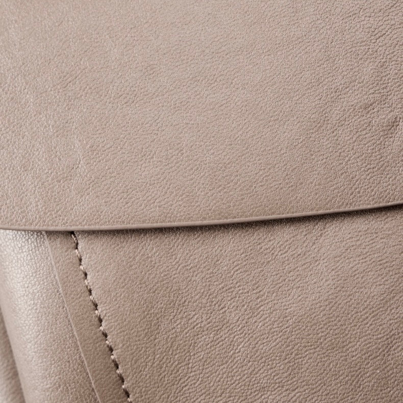 Bayang Sari Nusa Crossbody Tag