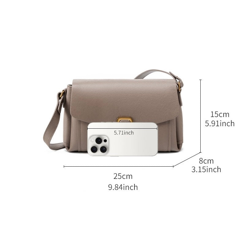 Bayang Sari Nusa Crossbody Tag