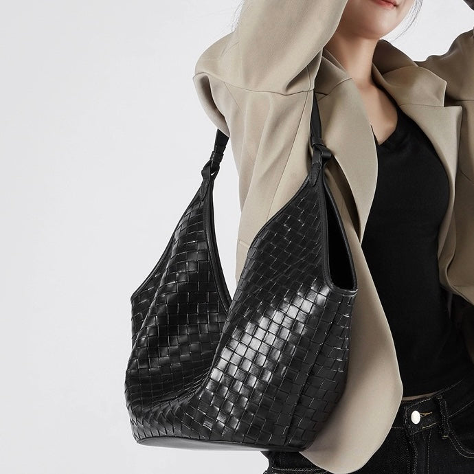 Meluraya Kuntum Sulaman Tote Bag