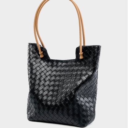 Meluraya Rangkai Tote Bag