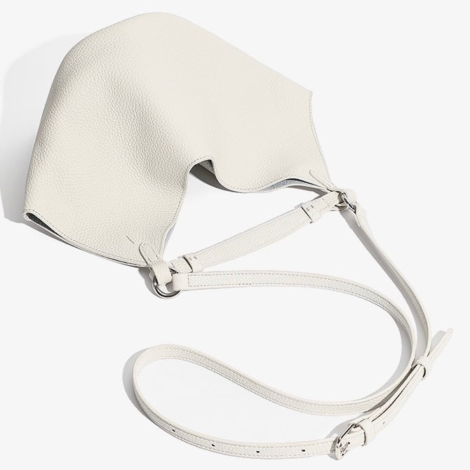 Embun Malam Kuntum Basket Tote Bag