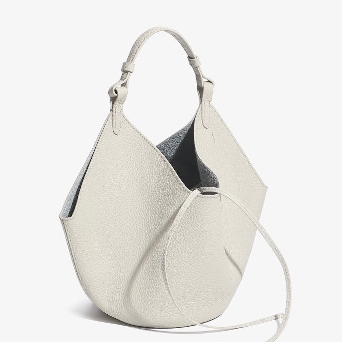 Embun Malam Kuntum Basket Tote Bag