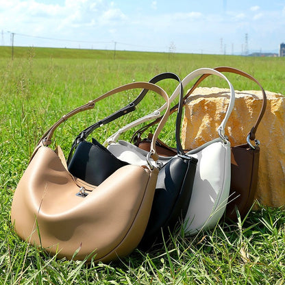 Bayang Sari Aruna Soft Shoulder Bag