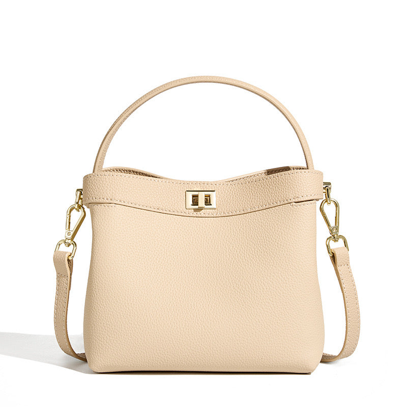 Embun Malam Santun Bucket Bag