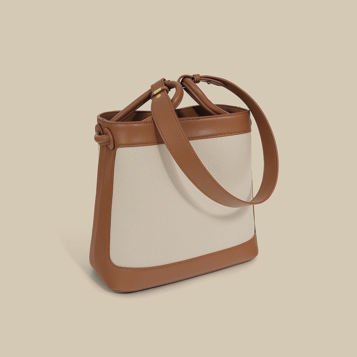 Bumi Lestari Rantau Commuter Bucket Bag