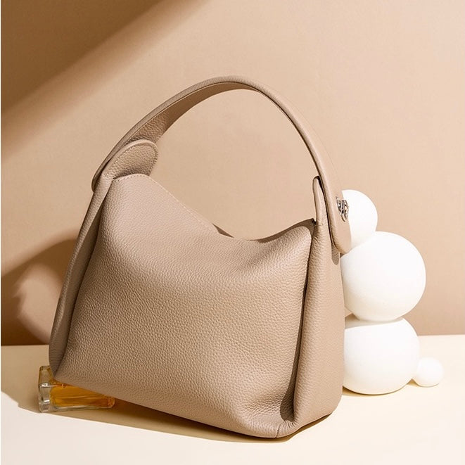 Bayang Sari Gita Shoulder Bag