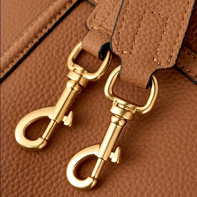 Bayang Sari Kiambang Bertaut Bucket Bag