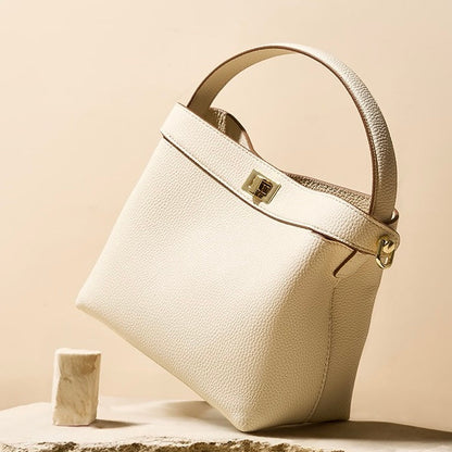 Embun Malam Santun Bucket Bag