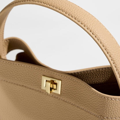 Embun Malam Santun Bucket Bag