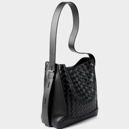 Meluraya Laksana Tote Bag