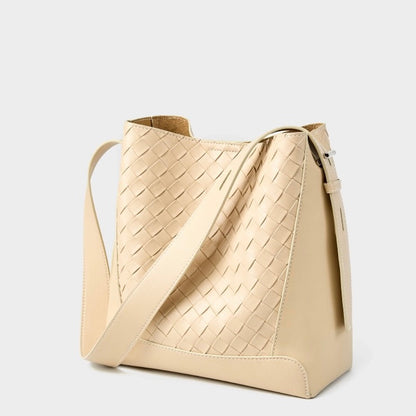 Meluraya Laksana Tote Bag