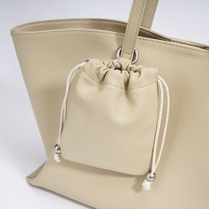 Embun Malam Laksana Tote Bag