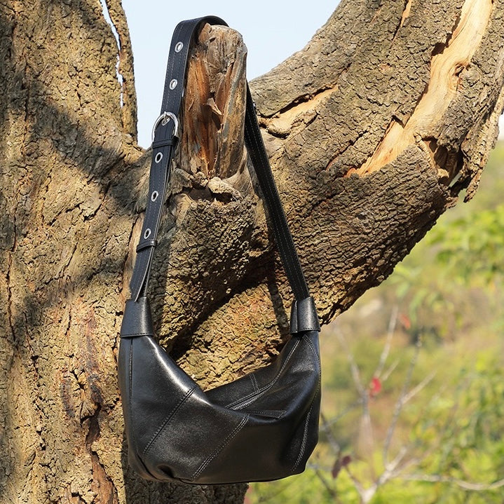 Embun Malam Cakra Crossbody Bag