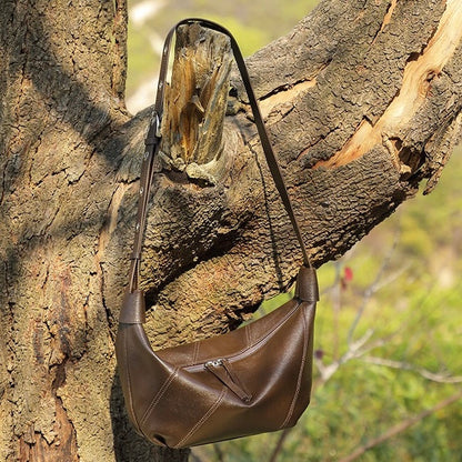 Embun Malam Cakra Crossbody Bag