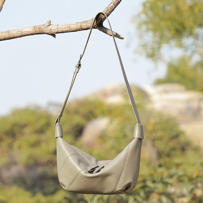 Embun Malam Cakra Crossbody Bag