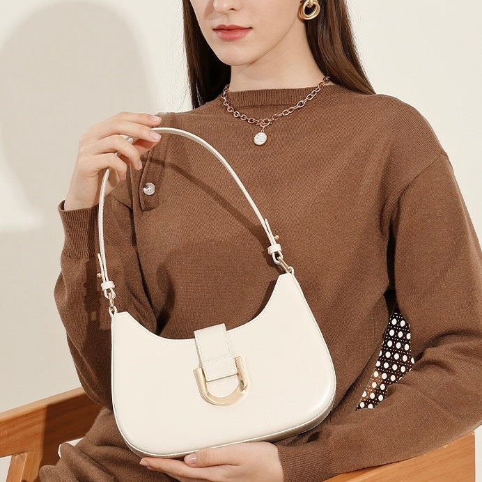 Embun Malam Gerhana Shoulder Bag