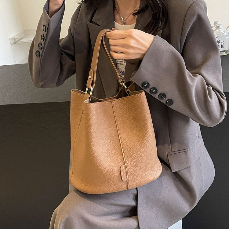 Embun Malam Bucket Bag