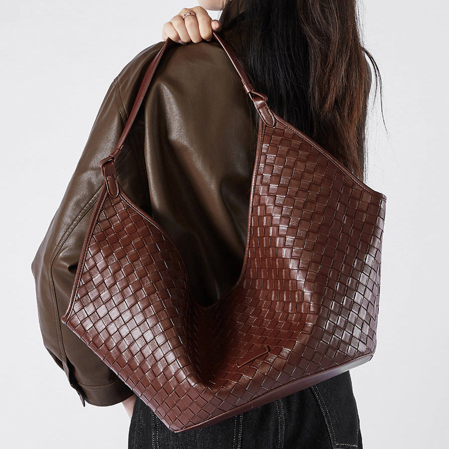 Meluraya Kuntum Sulaman Tote Bag