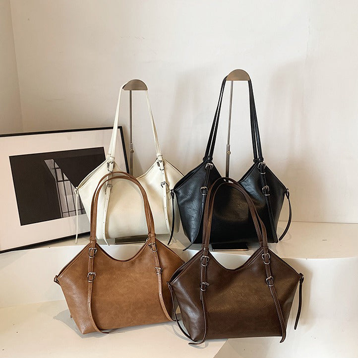 Bayang Sari Puspa Shoulder Tote