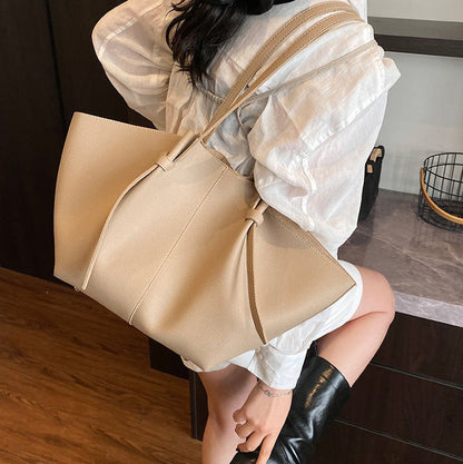 Embun Malam Jelita Leather Tote