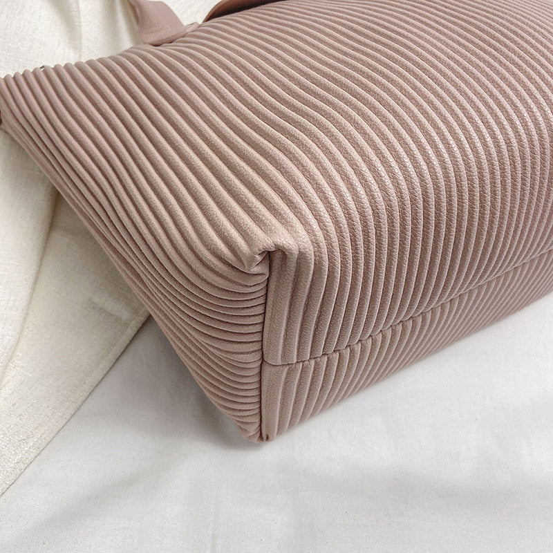 Embun Malam Pleated Tote