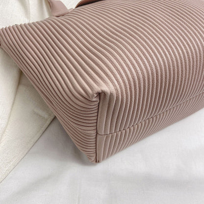 Embun Malam Pleated Tote
