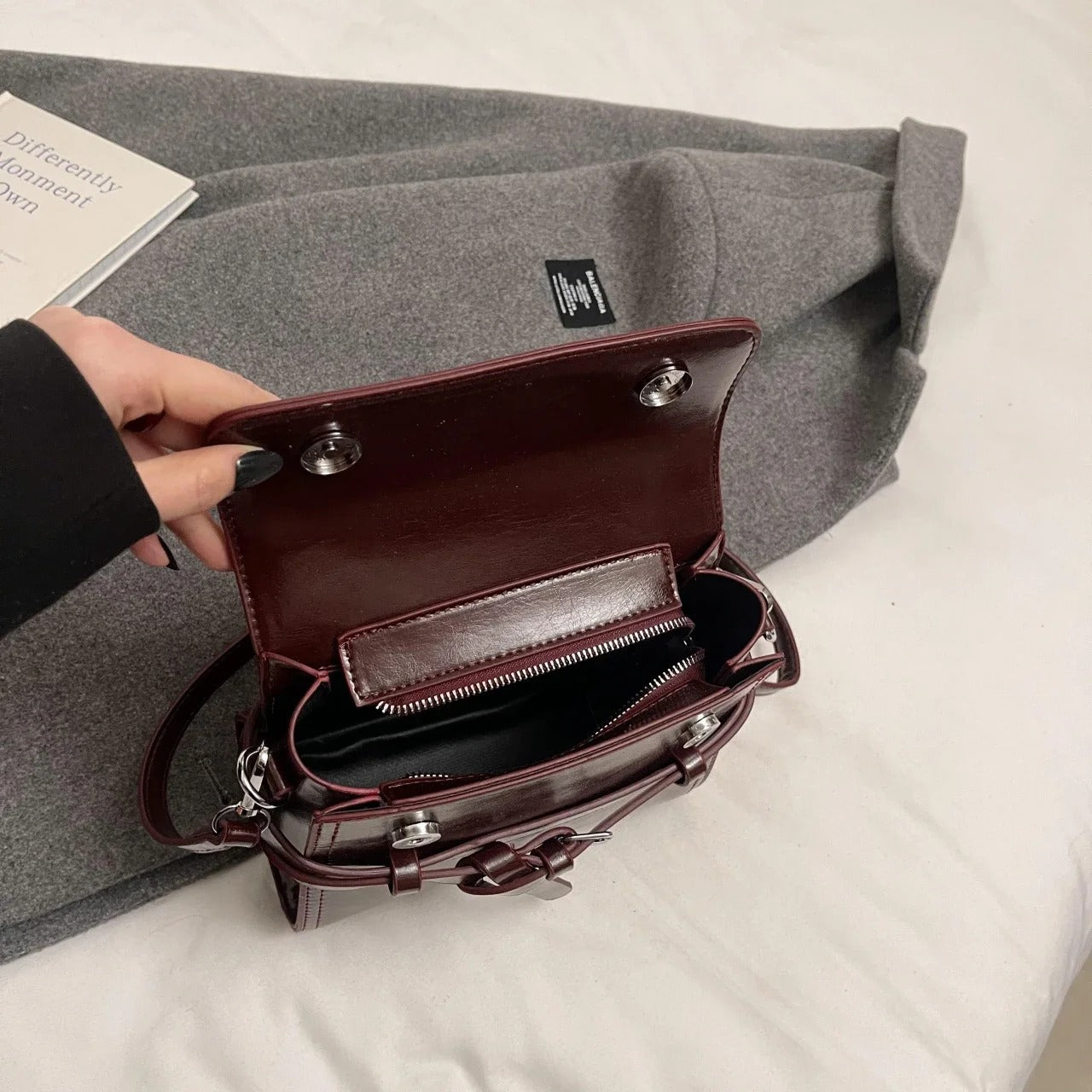 Embun Malam Buckle Crossbody