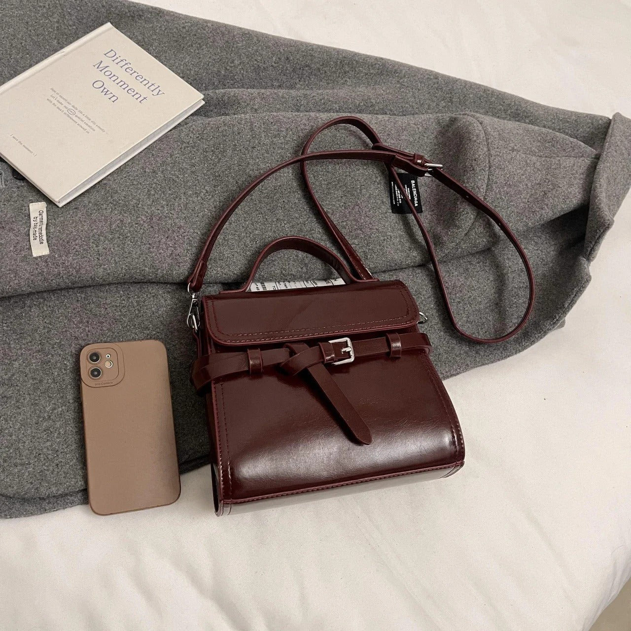 Embun Malam Buckle Crossbody